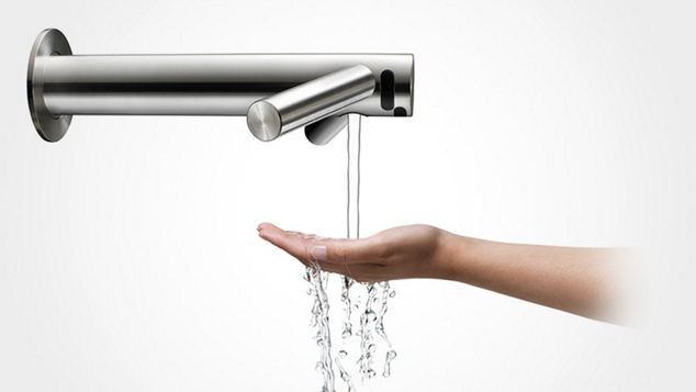 Touch-free. Mess-free